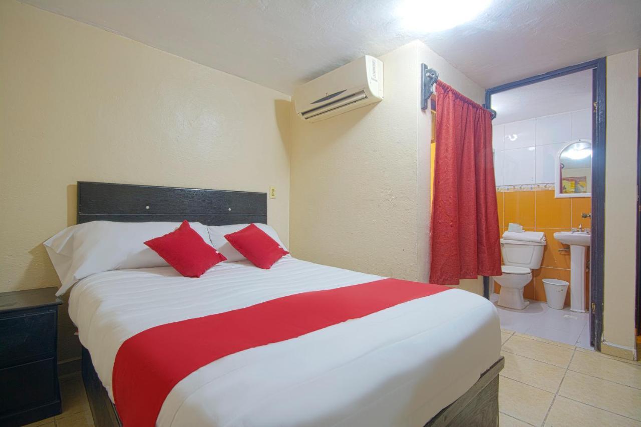 Oyo Hotel Bicentenario Tampico Exterior photo